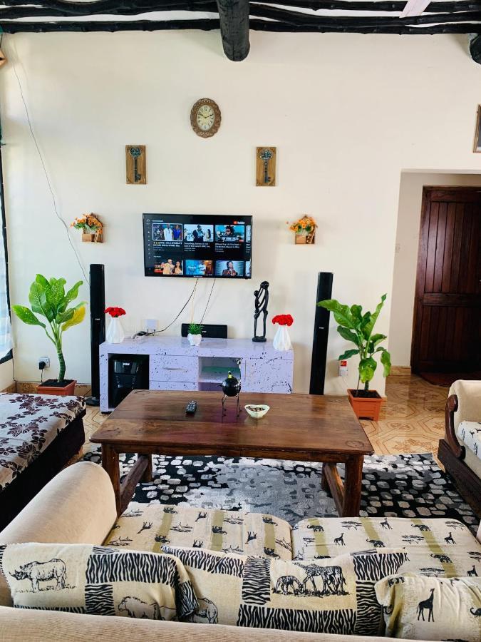 Jambo Diani 1-Bedroom Apartment Close To The Beach Praia de Diani Exterior foto